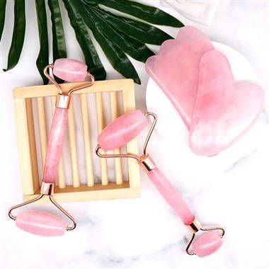 Rožių kvarco veido ritinėlis moterims